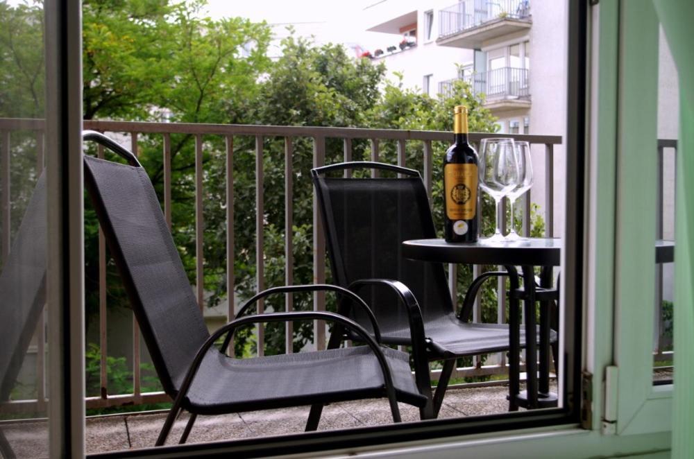 Apartment Golden Praga Esterno foto